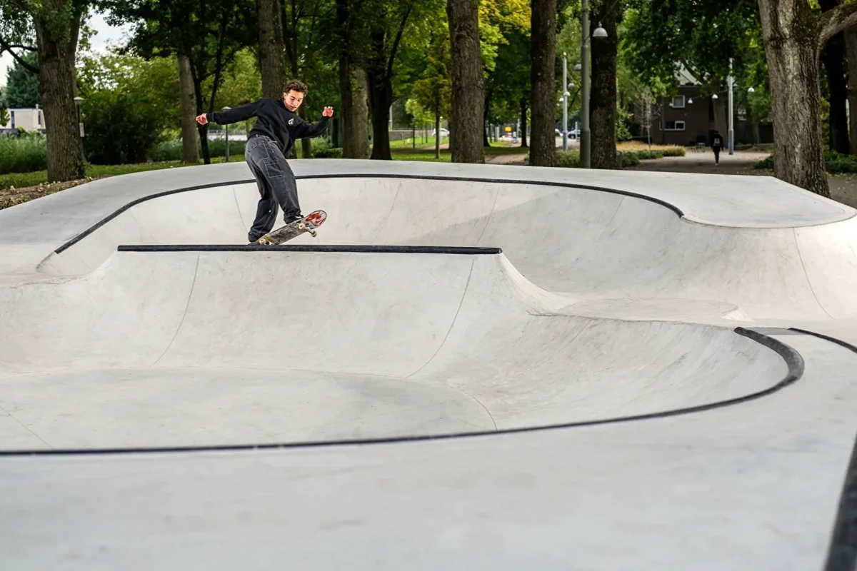 Projecte de skatepark al Stadspark a Osdorp, Amsterdam. Disseny en col·laboració amb Studio SOMA. Per encàrrec de Nine-yards skatepark Co.